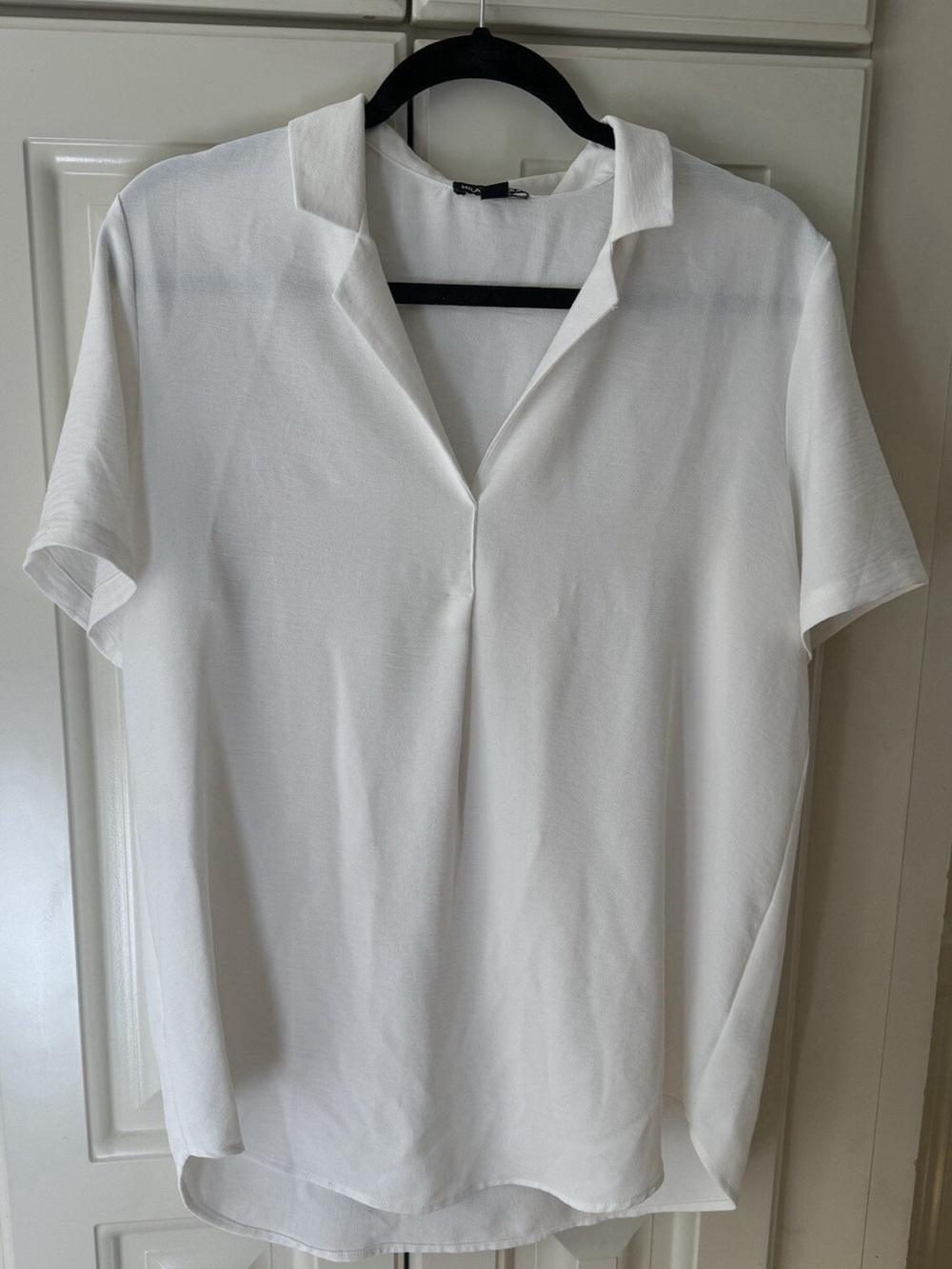 Hilary Radley White Short Sleeve Blouse V Neck
